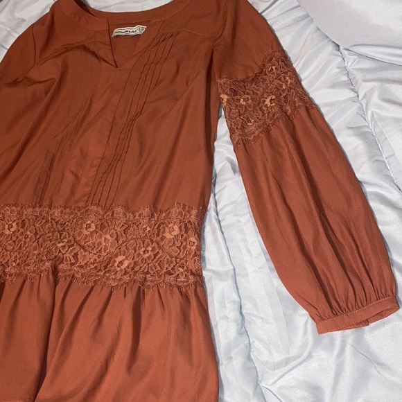 Dark peach Abercrombie & Fitch blouse with lace detailing size xs - Picture 5 of 6